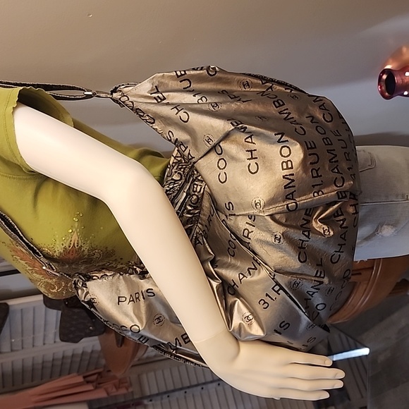 TRADE Chanel Hobo style handbag - Picture 15 of 16